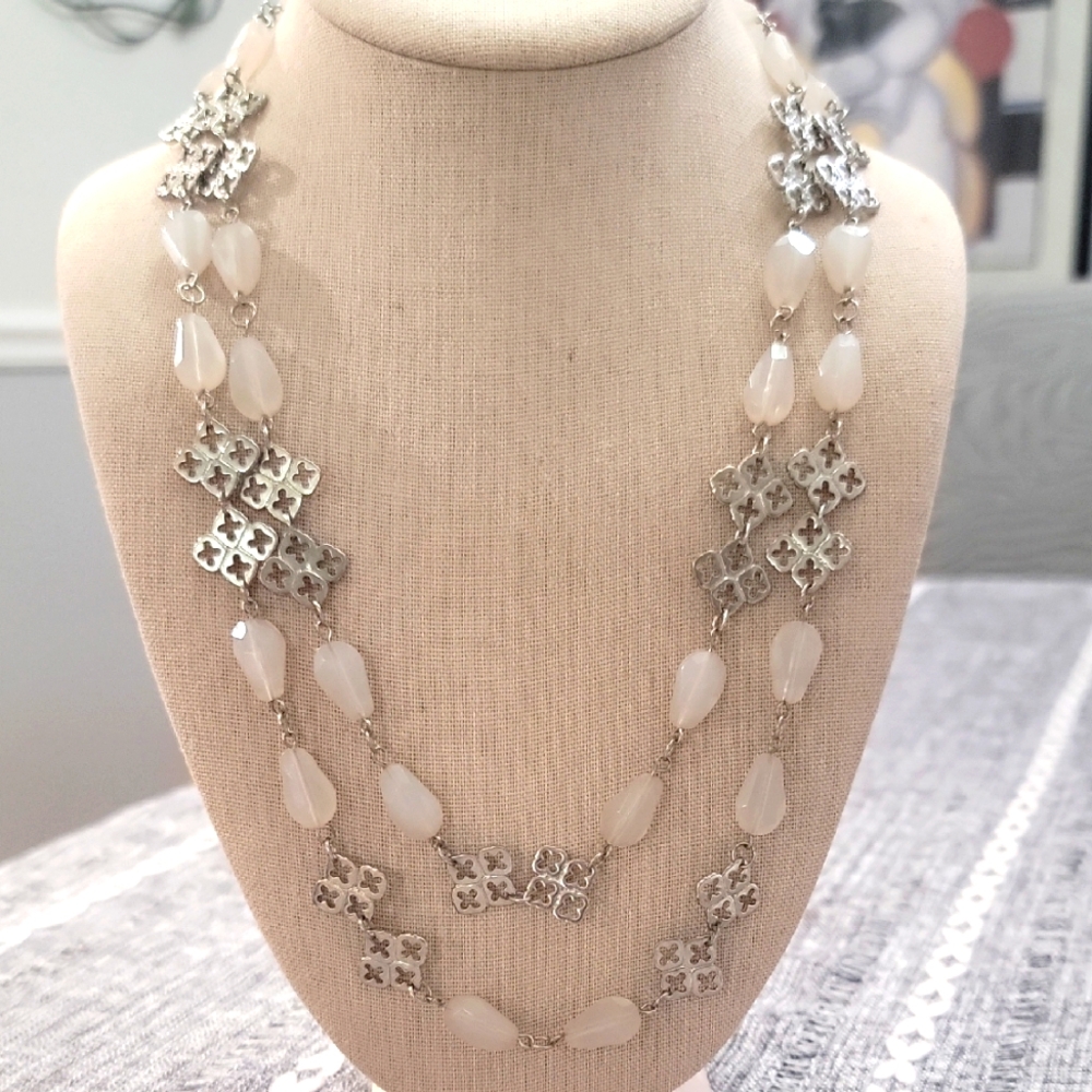 Silver Tone Beaded Necklace 18" 2 Strand Frosted Clear Iridescent Acrylic